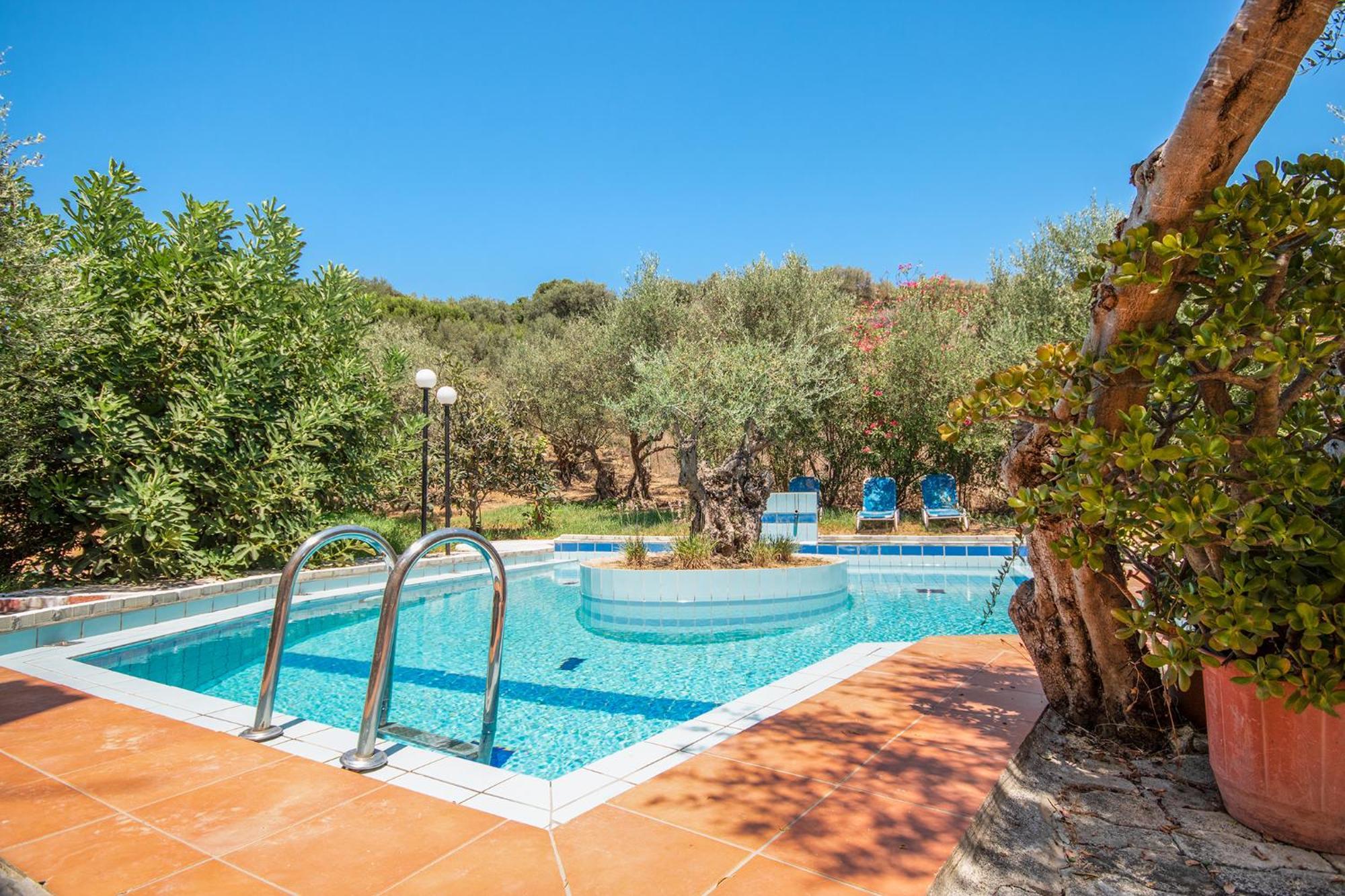 הוילה Agia Marina Olive Farm מראה חיצוני תמונה